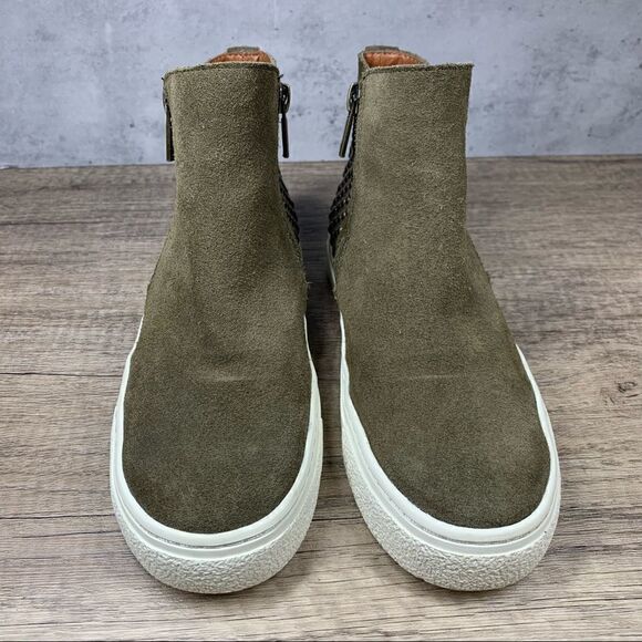 Lucky Brand~Bayleah3~Womens Ivy Green Oiled Suede~High Top Sneakers - Picture 3 of 9